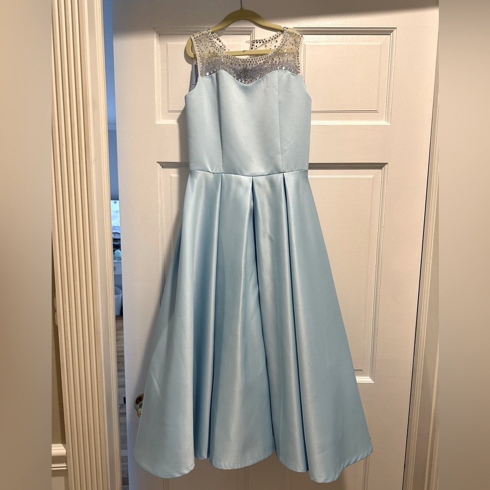 Custom pageant/cocktail tea-length gown, size 10. Handmade. LIKE NEW CONDITION